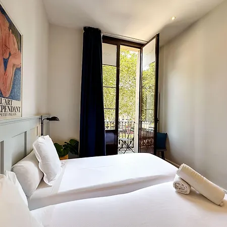 Guest house Som Nit Born 4*