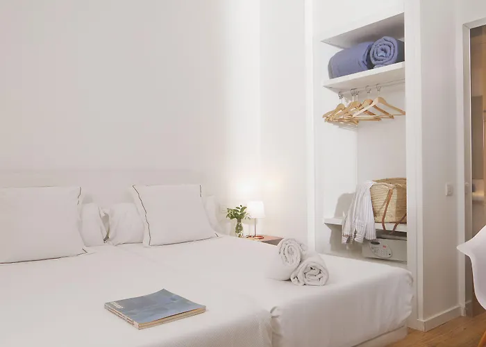 Som Nit Born 4* Barcelona